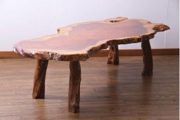 アンティーク家具　1980年頃　カリン材(花梨)鳥眼杢　一枚板　艶やかな濃淡のグラデーションが美しい座卓(センターテーブル)