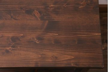リメイク家具　ヒノキ材　シンプルなデザインが使い勝手のよいサイドテーブル(飾り台)