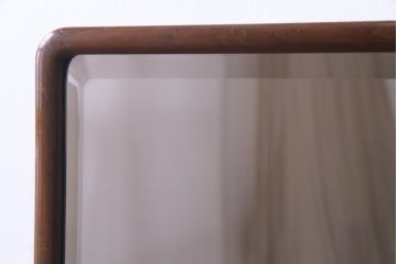 アンティーク雑貨　昭和初期　桑材製　指物家具　なめらかなフォルムが柔らかな雰囲気醸し出す姿見(鏡、ミラー)