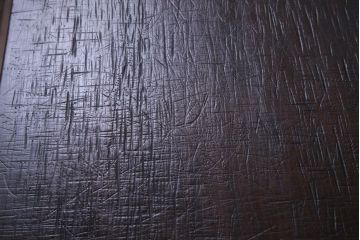 リメイク家具　明治期　朴の木　古い木の質感が味わい深い鉄脚テーブル(ローテーブル、飾り台)