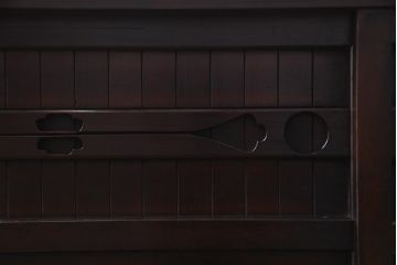 ラフジュ工房オリジナル　リメイク　明治期の味わい深い建具を使った脚付きローボード(戸棚、テレビボード、収納棚)