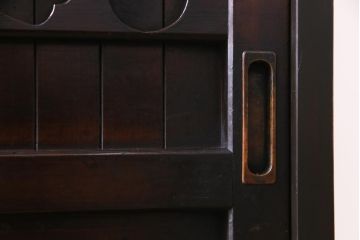 ラフジュ工房オリジナル　リメイク　明治期の味わい深い建具を使った脚付きローボード(戸棚、テレビボード、収納棚)
