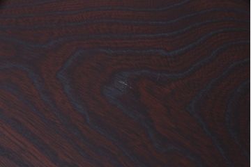 中古　民芸家具　牡丹の飾り金具が品格を添える飾り棚(サイドボード)