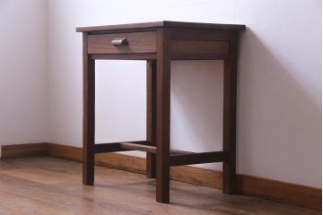 レトロ家具　和製アンティーク　レトロで素朴な雰囲気漂う平机(コーヒーテーブル)