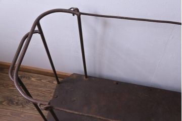 アンティーク雑貨　フランスビンテージ　インダストリアルな空間に馴染むオーバル型のアイアンカート(トロリー)