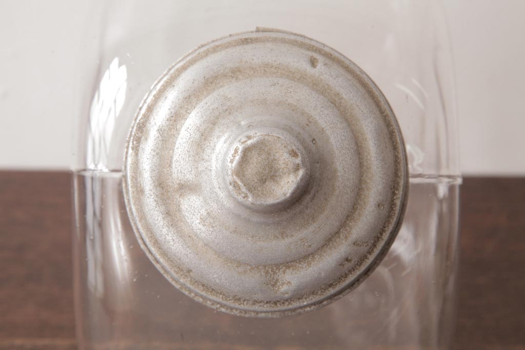 アンティーク雑貨　和製アンティーク　レトロなフォルムが可愛らしい蓋付き猫瓶(ガラス瓶)(1)