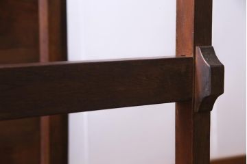 アンティーク家具　和製アンティーク　ナラ材　カントリースタイルに似合う珍しいデザインのダイニングテーブル(机)