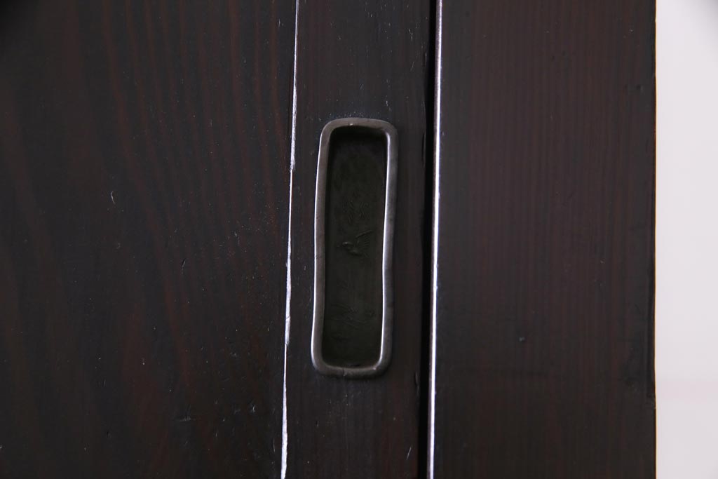 アンティーク家具　古民具　松材製　手すり付きが珍しい和モダンにぴったりな階段箪笥