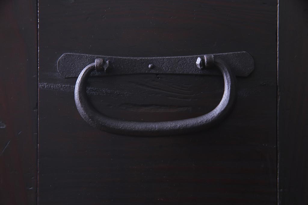 アンティーク家具　古民具　松材製　手すり付きが珍しい和モダンにぴったりな階段箪笥