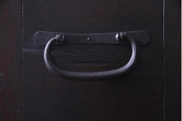 アンティーク家具　古民具　松材製　手すり付きが珍しい和モダンにぴったりな階段箪笥