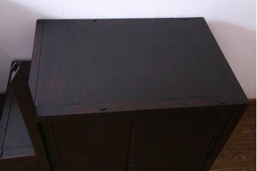 アンティーク家具　古民具　松材製　手すり付きが珍しい和モダンにぴったりな階段箪笥