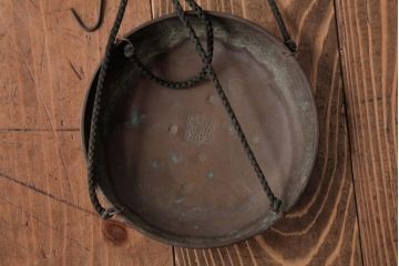 アンティーク雑貨　古民具・骨董　江戸期　両替商天秤ばかり・後藤分銅12個付(計り、針口天秤、両替天秤)(1)