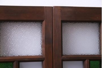 ラフジュ工房オリジナル　古建具リメイク　ダイヤ・すり・色ガラスを組合せた大正ロマン香る戸棚(収納棚、食器棚)