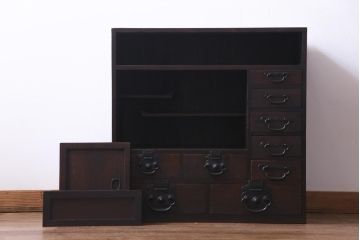 アンティーク家具　古民具　小振り　大きな引手が目を引く古い趣が魅力の松本箪笥(帳場箪笥・整理箪笥)