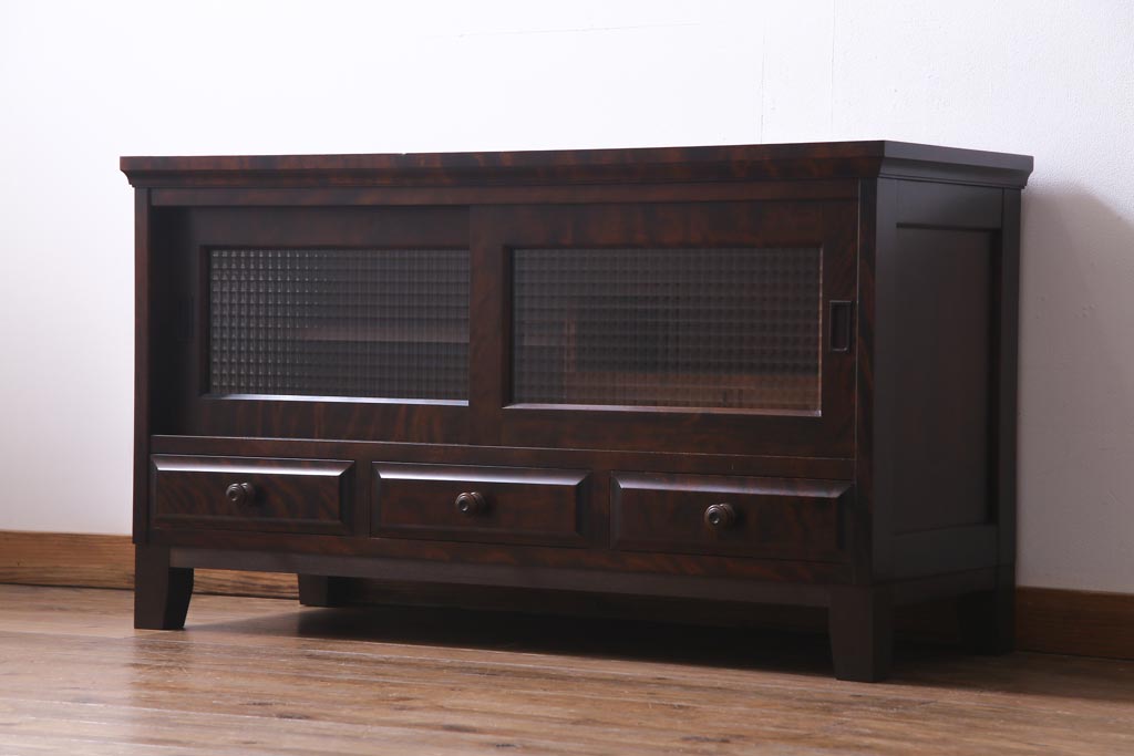 リメイク品　北海道民芸　チェッカーガラスがアクセントのローボード(テレビボード)(1)