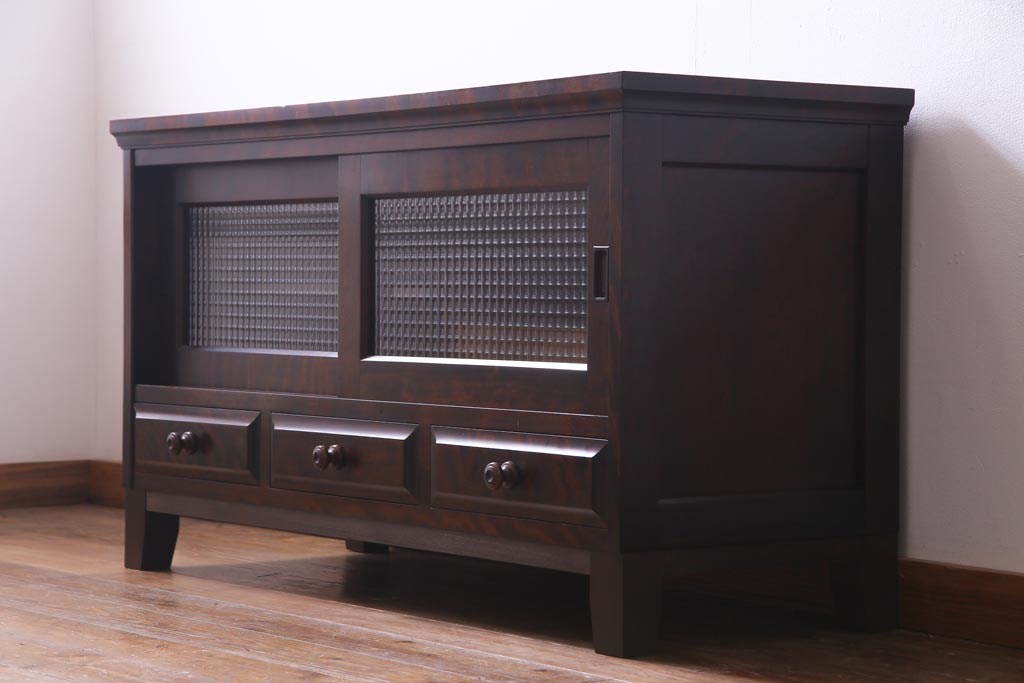 リメイク品　北海道民芸　チェッカーガラスがアクセントのローボード(テレビボード)(1)