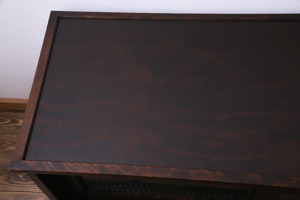 リメイク品　北海道民芸　チェッカーガラスがアクセントのローボード(テレビボード)(1)