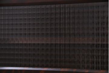 リメイク品　北海道民芸　チェッカーガラスがアクセントのローボード(テレビボード)(1)