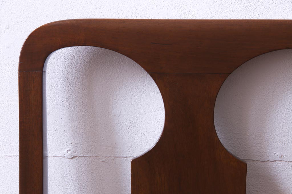 アンティーク家具　フランスアンティーク　バーチ材　気品あふれる佇まいが素敵なダイニングチェア(椅子)