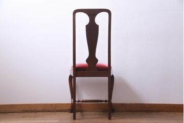 アンティーク家具　フランスアンティーク　バーチ材　気品あふれる佇まいが素敵なダイニングチェア(椅子)