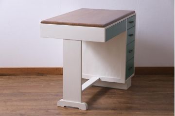 昭和初期　ペイント家具　爽やかな色合いが可愛らしいレトロな片袖机(デスク、在宅ワーク、在宅用作業台)