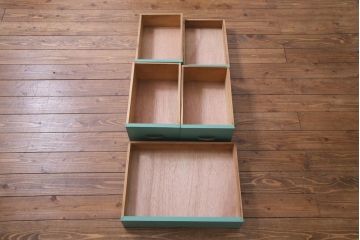 昭和初期　ペイント家具　爽やかな色合いが可愛らしいレトロな片袖机(デスク、在宅ワーク、在宅用作業台)