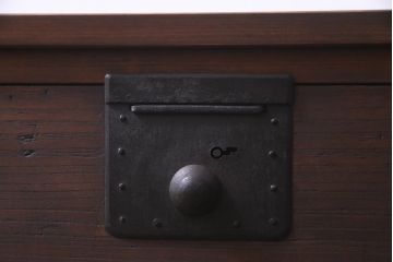 ラフジュ工房オリジナル　リメイク家具　箪笥の引き出しを活用したテレビボード(ローボード、収納棚)