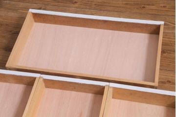ペイント家具　ナラ材　優しげで温かみ感じる薄型タイプの片袖机(デスク、在宅ワーク、在宅用作業台)