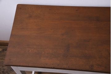 ペイント家具　ナラ材　優しげで温かみ感じる薄型タイプの片袖机(デスク、在宅ワーク、在宅用作業台)