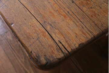 アンティーク家具　フランスアンティーク　オーク材・パイン材　シャビーシックな風合いがお洒落なテーブル(ダイニングテーブル、作業台)