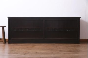 ラフジュ工房オリジナル　透かし彫りが味わい深い建具のリメイク収納棚(ローボード、リビングボード、戸棚)