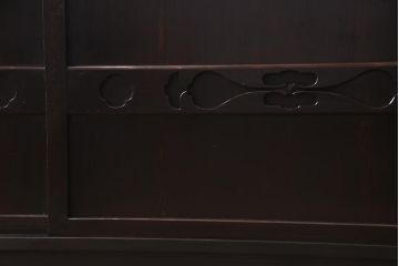 ラフジュ工房オリジナル　透かし彫りが味わい深い建具のリメイク収納棚(ローボード、リビングボード、戸棚)