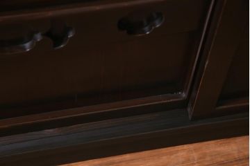 ラフジュ工房オリジナル　透かし彫りが味わい深い建具のリメイク収納棚(ローボード、リビングボード、戸棚)