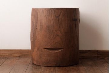 アンティーク雑貨　ジャンク品　ケヤキ材　和の雰囲気を漂わせる餅つき臼(ディスプレイ、DIY)
