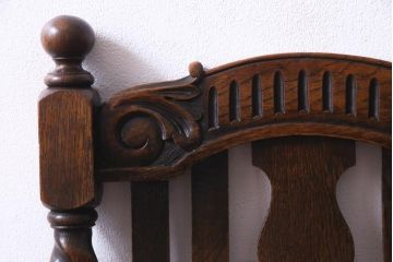 アンティーク家具　イギリスアンティーク　ジャコビアン様式　優雅な雰囲気のツイストチェア(椅子)