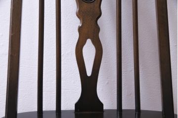 ヴィンテージ家具　イギリスビンテージ　ニレ・ブナ材　田園暮らしを彷彿させる素朴で味のあるダイニングチェア(ワークチェア)