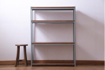 ペイント家具　棚板リメイク　異なる質感がお洒落なアイアンラック(飾り棚、陳列棚、オープンラック)