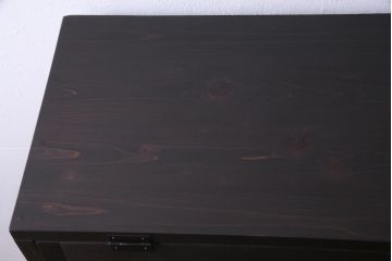 ラフジュ工房オリジナル　鉄脚付き　インダストリアルな空間に馴染むパタパタ扉の収納棚(5段タイプ)(戸棚、下駄箱)