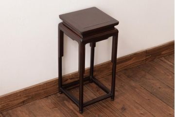 アンティーク雑貨　和製アンティーク　紫檀材　なめらかな木肌が魅力的な花台(飾り台、サイドテーブル)