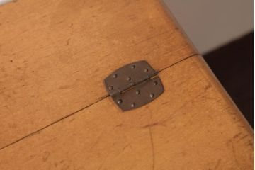 アンティーク雑貨　昭和レトロ　明るい木色が柔らかな雰囲気醸し出す裁縫箱(小引き出し、ソーイングボックス)