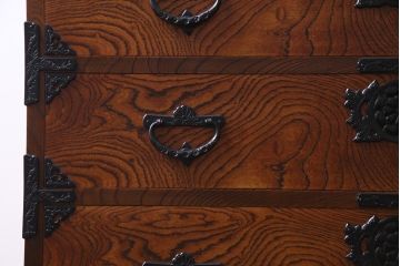 ビンテージ家具　ビンテージ　岩谷堂箪笥　天板リメイク　ダイナミックな杢目が目を引く衣装箪笥(チェスト)