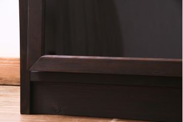 ラフジュ工房オリジナル　リメイク家具　見せる収納を楽しめるガラス入りパタパタ扉の収納棚(4段タイプ)(戸棚、下駄箱)