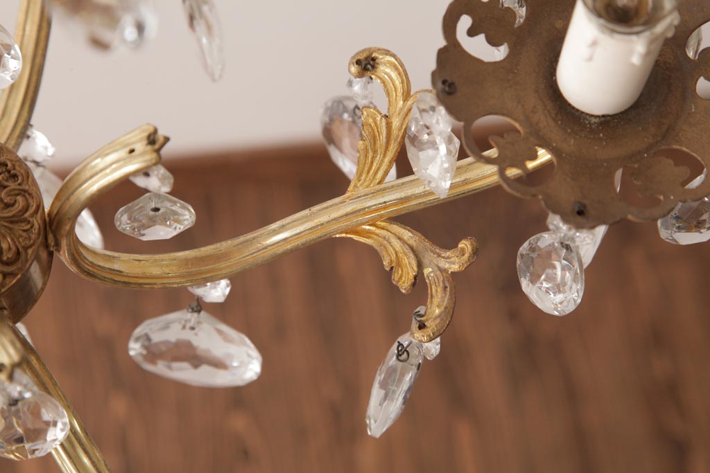 フランスアンティーク　5灯　クリスタルドロップがラグジュアリーな空間を演出するシャンデリア(天井照明)