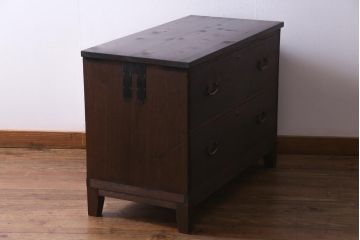 アンティーク家具　昭和初期　桐材　天板ヒノキ材　シンプルながら品のある脚付き箪笥ローボード(ローチェスト、衣装箪笥、テレビボード、桐箪笥、桐たんす)