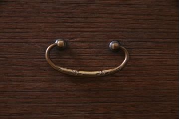 アンティーク家具　昭和初期　桐材　天板ヒノキ材　シンプルながら品のある脚付き箪笥ローボード(ローチェスト、衣装箪笥、テレビボード、桐箪笥、桐たんす)