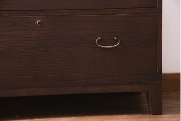 アンティーク家具　昭和初期　桐材　天板ヒノキ材　シンプルながら品のある脚付き箪笥ローボード(ローチェスト、衣装箪笥、テレビボード、桐箪笥、桐たんす)(1)