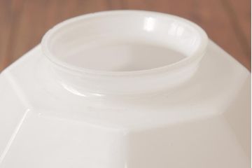 昭和レトロ　ラグジュアリーな空間にも似合う正多面体シェードが珍しいペンダントライト(天井照明)