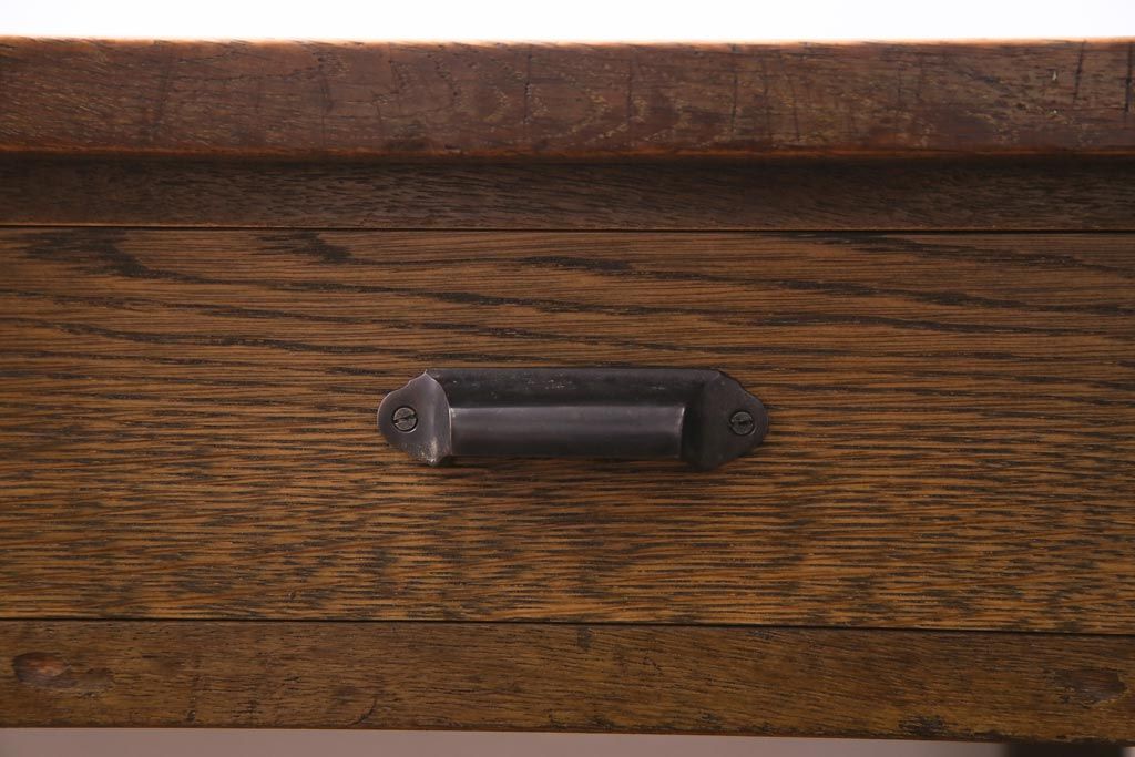 リメイク　両面引き出し付き　レトロな佇まいが魅力的なセンターテーブル(作業台、ローテーブル)(1)