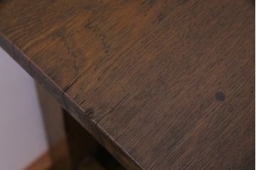 リメイク　両面引き出し付き　レトロな佇まいが魅力的なセンターテーブル(作業台、ローテーブル)(1)