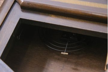 アンティーク雑貨　美品　手巻き　ゼンマイ式　31DAYS　ビンテージの八角柱時計(振り子時計、掛け時計)